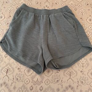 Old Navy Women's Athletic Shorts in Gray